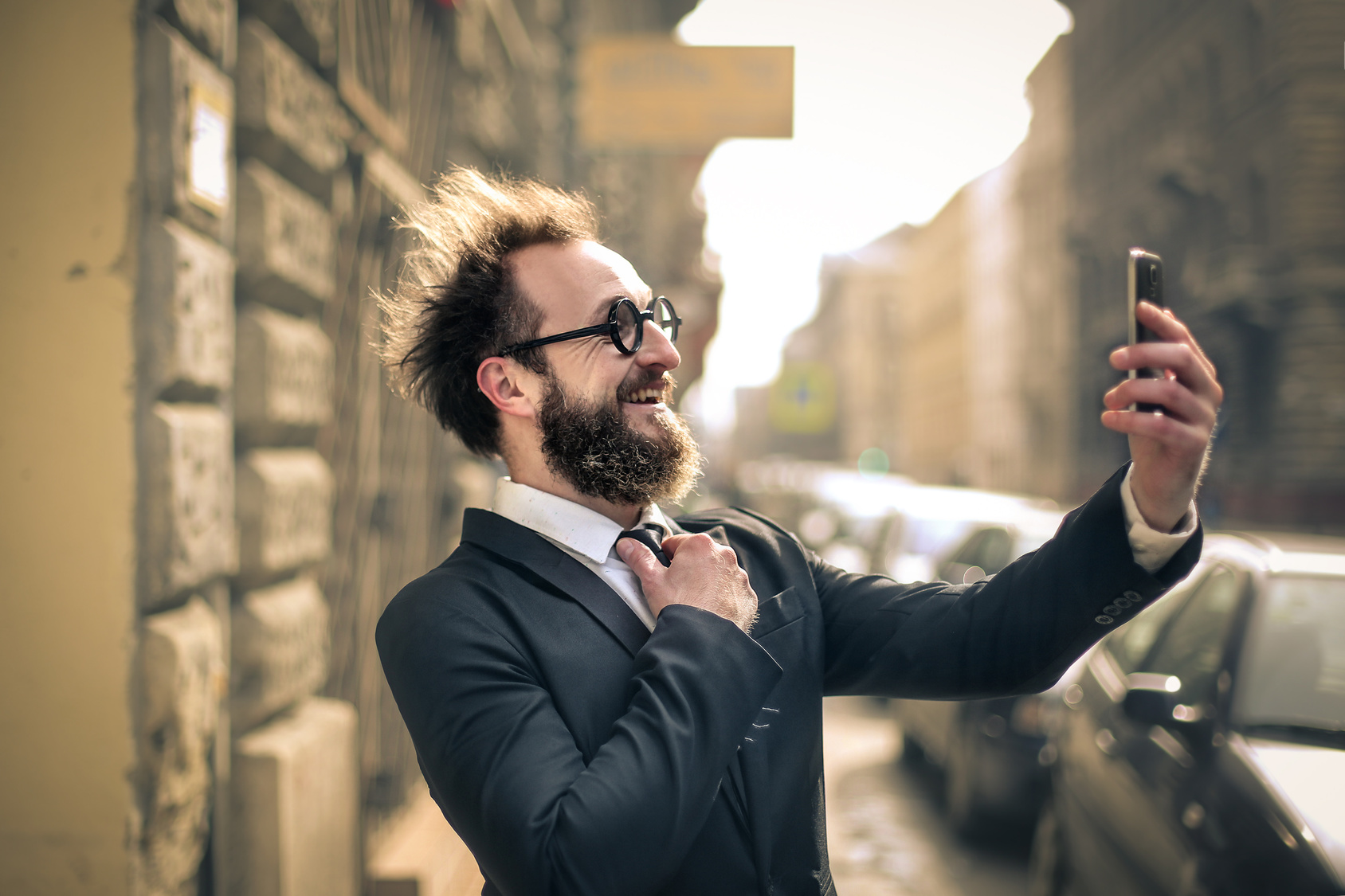 Elegant man doing a selfie